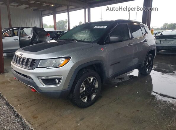 3C4NJDDB3JT441843 2018 JEEP COMPASS Silver Tył lewy