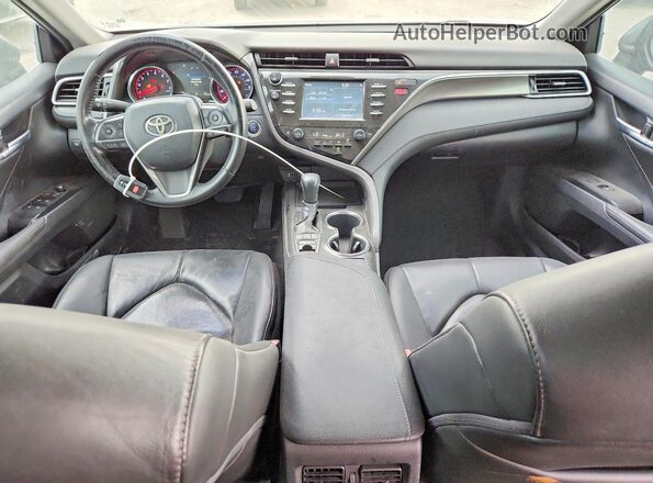 4T1B61HK5JU095311 2018 TOYOTA CAMRY Gray ხელსაწყოთა პანელის ხედი