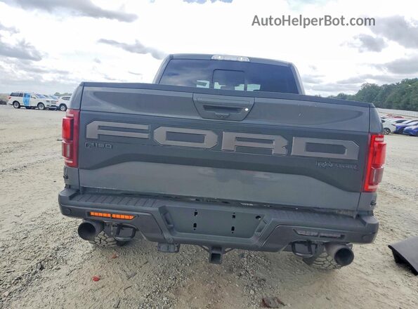 1FTFW1RG1LFA15266 2020 FORD F150 Gray Вид салону спереду