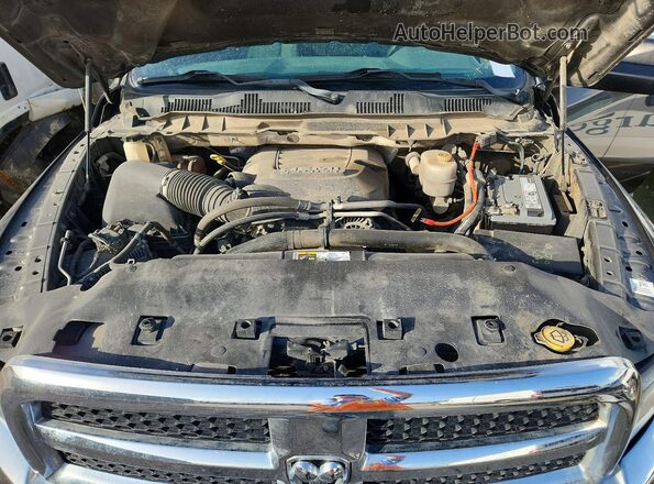 3C6UR5HJ6JG380614 2018 RAM 2500 Gray Вид підкапотного простору