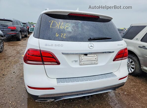 4JGDA5HB2GA812398 2016 MERCEDES-BENZ GLE-CLASS White Front interior view