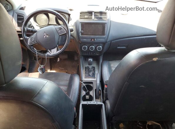 JA4AR3AW5JU020120 2018 MITSUBISHI OUTLANDER Black Առջևի վահանակի տեսք