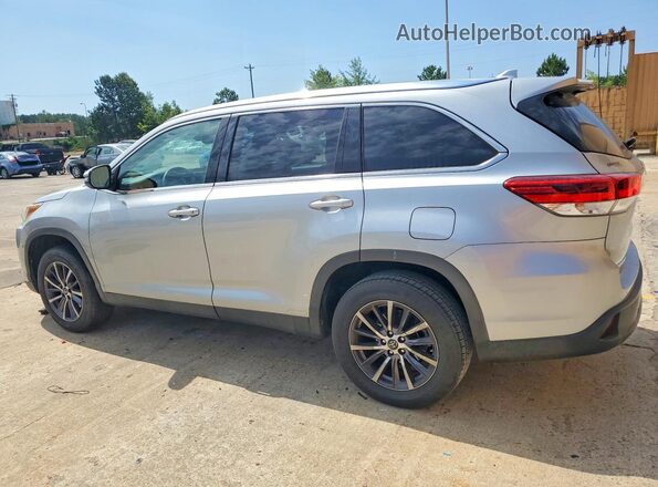 5TDKZRFH4KS550625 2019 TOYOTA HIGHLANDER Silver Задня права чверть
