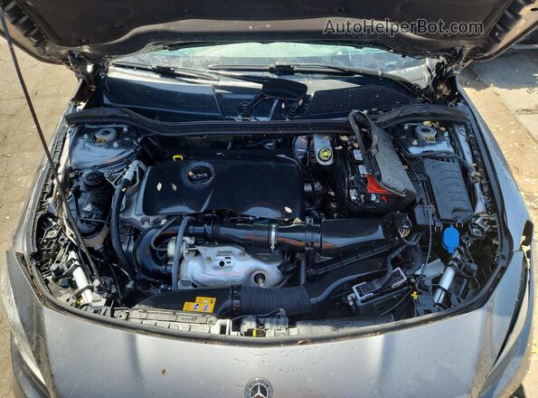WDDSJ4EB1KN760151 2019 MERCEDES-BENZ CLA-CLASS Gray Vista del compartimento del motor