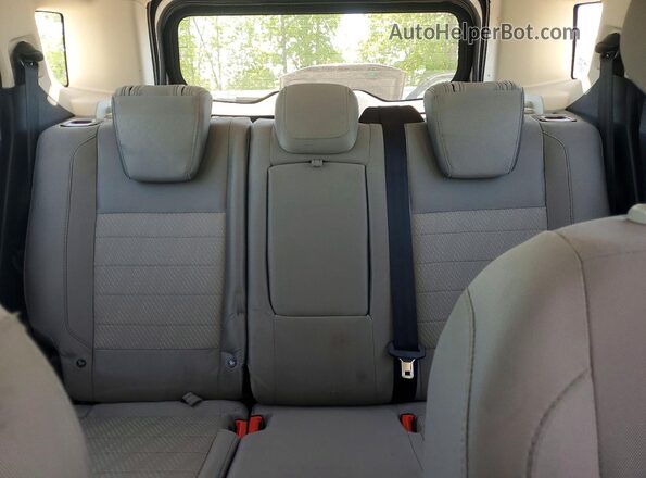 MAJ3S2FE5MC440148 2021 FORD ECOSPORT Silver Widok wnętrza z tyłu