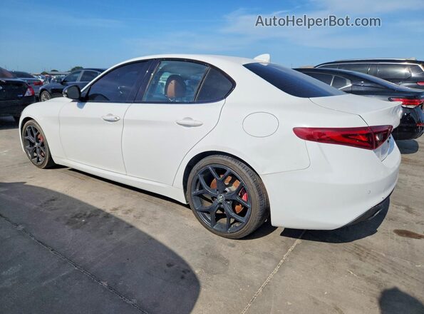 ZARFAMAN7K7622765 2019 ALFA ROMEO GIULIA White Trasero derecho