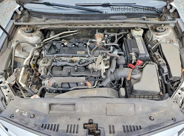 4T1B11HK6JU075468 2018 TOYOTA CAMRY Silver Շարժիչի բաժամունքի տեսք