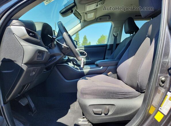5TDCZRAH1MS039999 2021 TOYOTA HIGHLANDER Серый Вид панели приборов