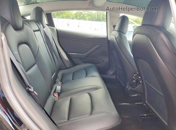 5YJ3E1EAXKF416096 2019 TESLA MODEL 3 Black Вид задньої частини салону
