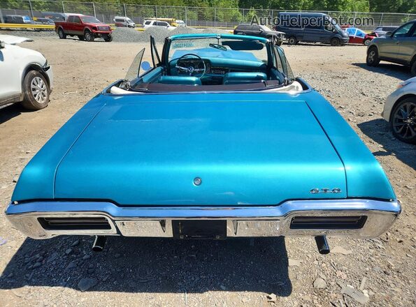 242678B116335 1968 PONTIAC UK Бирюзовый Вид сзади