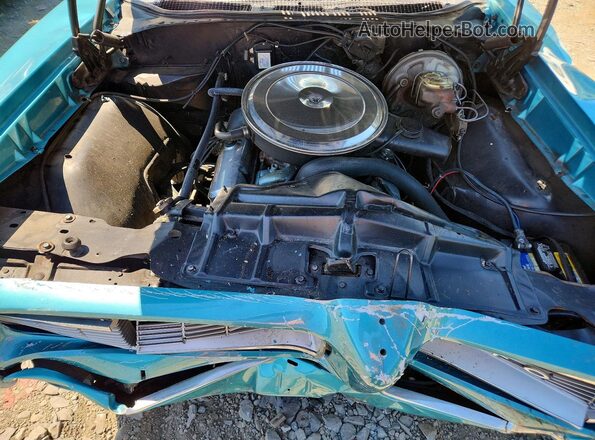 242678B116335 1968 PONTIAC UK Бирюзовый Вид задней части салона