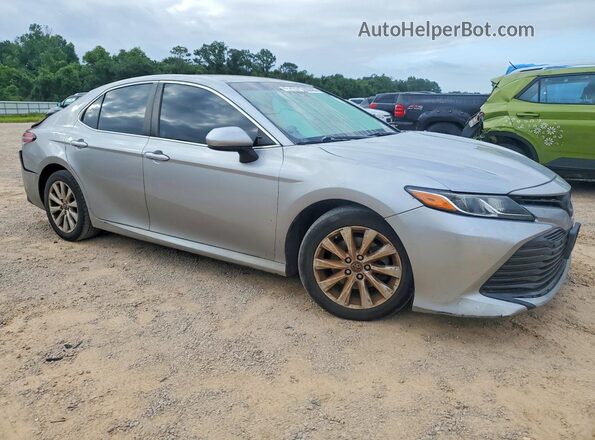 4T1B11HK4KU721317 2019 TOYOTA CAMRY Silver წინა ხედი