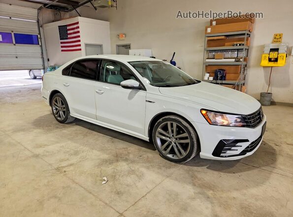 1VWAA7A39JC008016 2018 VOLKSWAGEN PASSAT White Вид спереду