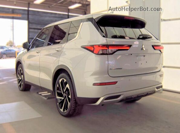 JA4J3VA81RZ021066 2024 MITSUBISHI OUTLANDER White Przód prawy