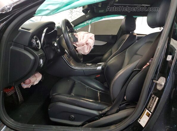 55SWF4JB3JU273189 2018 MERCEDES-BENZ C Black Front interior view
