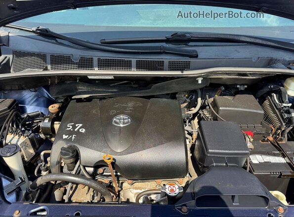 5TDJZ3DC1JS189479 2018 TOYOTA SIENNA Синий Вид задних сидений