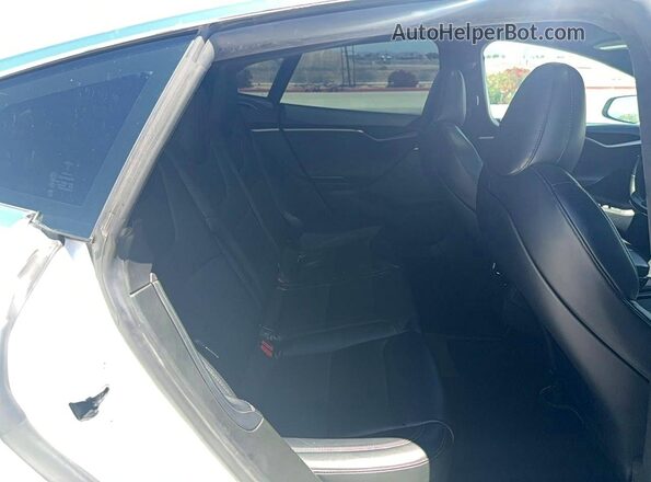 5YJSA1E47MF427870 2021 TESLA MODEL S White Widok wnętrza z przodu