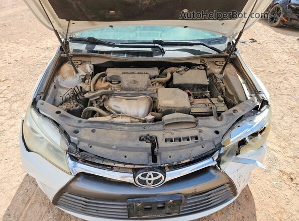 4T1BF1FK5GU239709 2016 TOYOTA CAMRY White Engine compartment view