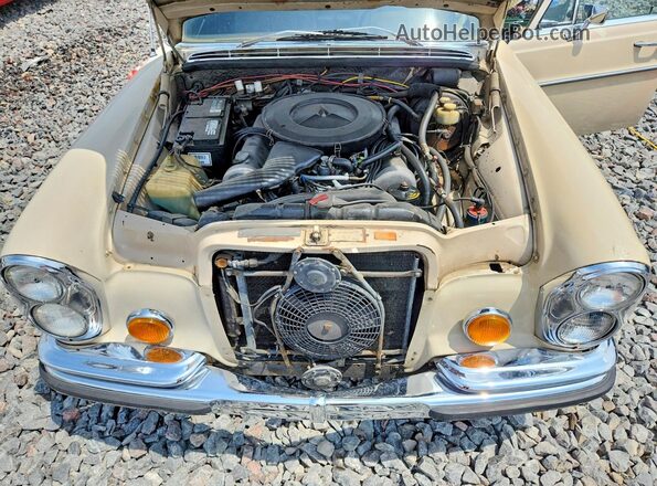 10806712012913 1972 MERCEDES-BENZ 280 Tan Вид підкапотного простору
