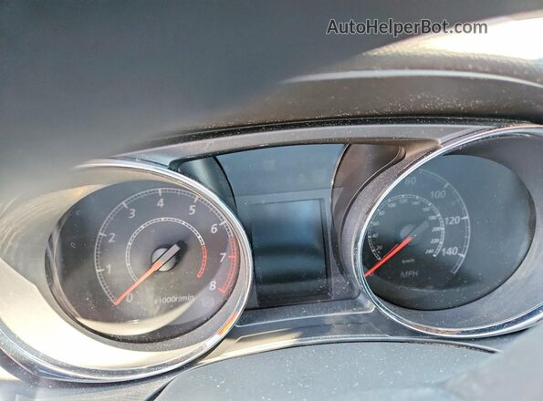 JA4ARUAU7TU005593 2026 MITSUBISHI OUTLANDER Red Vista de los asientos traseros