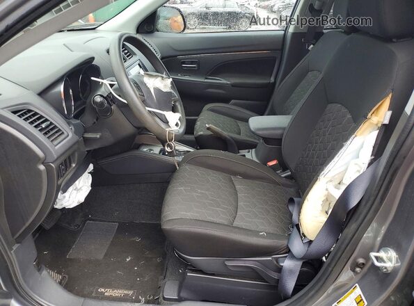 JA4ARUAU6RU024709 2024 MITSUBISHI OUTLANDER Gray წინა პანელის ხედი