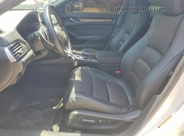 1HGCV2F37KA006484 2019 HONDA ACCORD White Вид панелі приладів