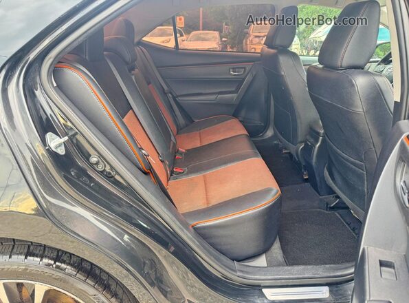 2T1BURHE0HC963127 2017 TOYOTA COROLLA Черный Вид салона спереди