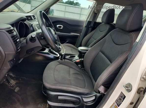 KNDJN2A20K7026030 2019 KIA SOUL White Առջևի վահանակի տեսք