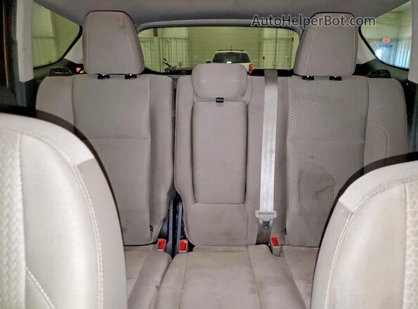 1FMCU0GD5HUC81867 2017 FORD ESCAPE Brown Widok wnętrza z tyłu