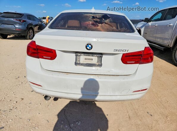 WBA8E1G3XHNU17681 2017 BMW 3 SERIES White წინა სალონის ხედი