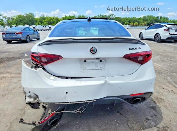 ZARFAMAN6K7599575 2019 ALFA ROMEO GIULIA White Սալոնի դիմացի տեսք