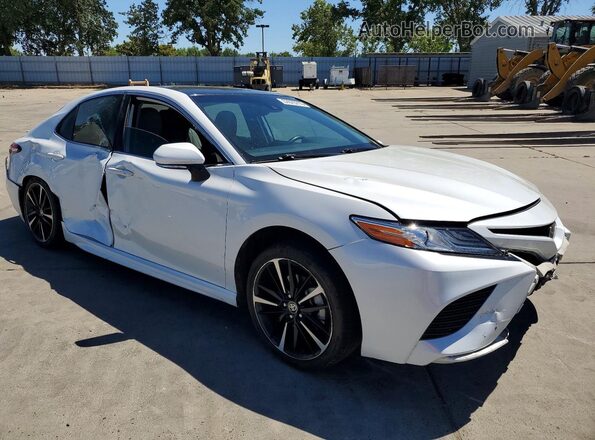 4T1K61AK9LU950377 2020 TOYOTA CAMRY Белый Передняя правая четверть