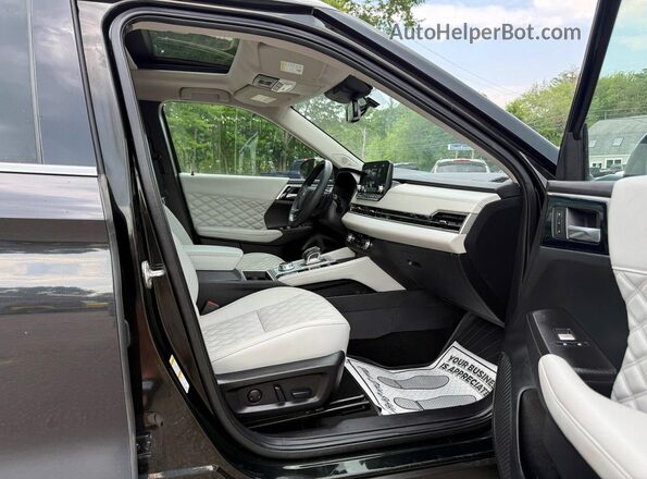 JA4T5VA98PZ032493 2023 MITSUBISHI OUTLANDER Black Vista trasera
