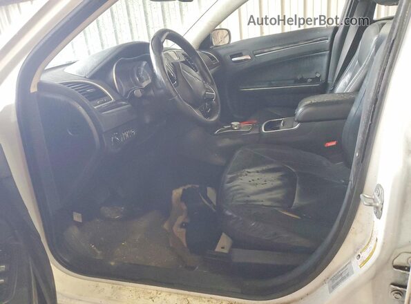 2C3CCAAG3GH252714 2016 CHRYSLER 300 White Vista del salpicadero