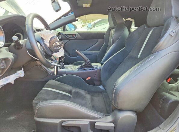 JF1ZNBE12R9754652 2024 TOYOTA GR Black Widok deski rozdzielczej