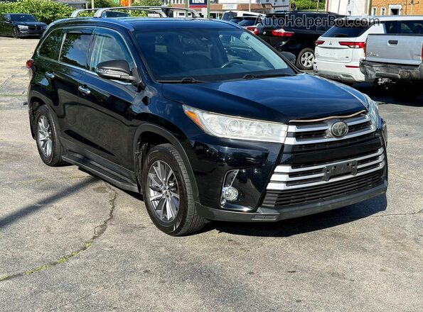 5TDJZRFH4KS582650 2019 TOYOTA HIGHLANDER Black Front view
