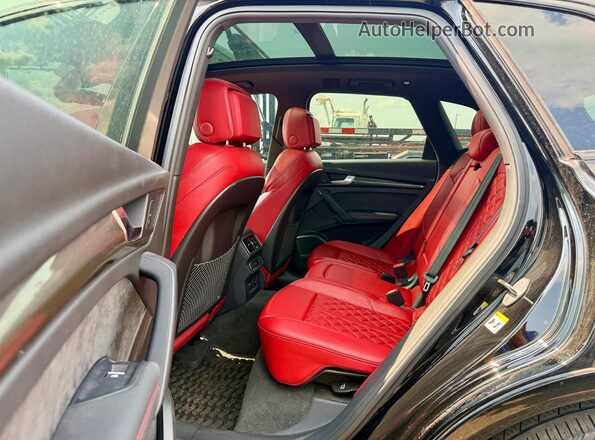 WA1B4AFY3K2063451 2019 AUDI SQ5 Black Widok wnętrza 360 stopni