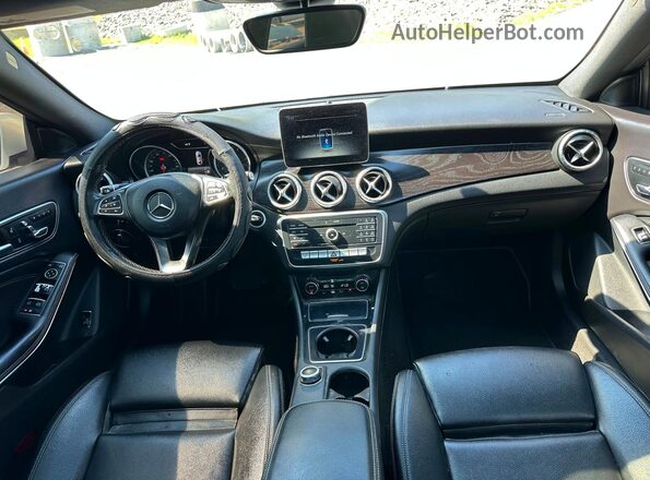 WDDSJ4GB6JN561771 2018 MERCEDES-BENZ CLA-CLASS White უკანა ხედი