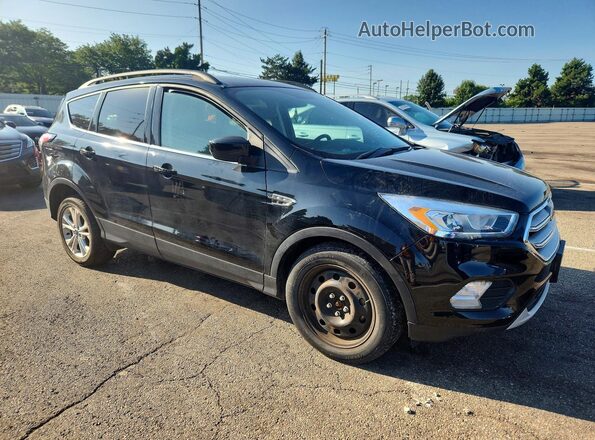 1FMCU0HD2JUA70503 2018 FORD ESCAPE Black Դիմացի տեսք