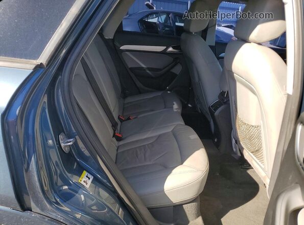 WA1ECCFS0HR012366 2017 AUDI Q3 Gray Widok komory silnika
