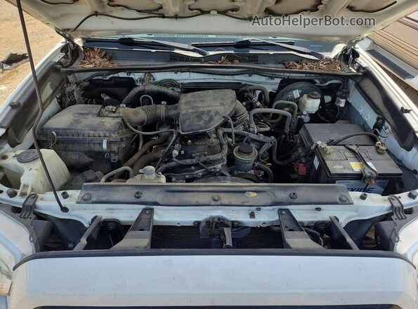 5TFRX5GN4LX169287 2020 TOYOTA TACOMA White Вид задньої частини салону