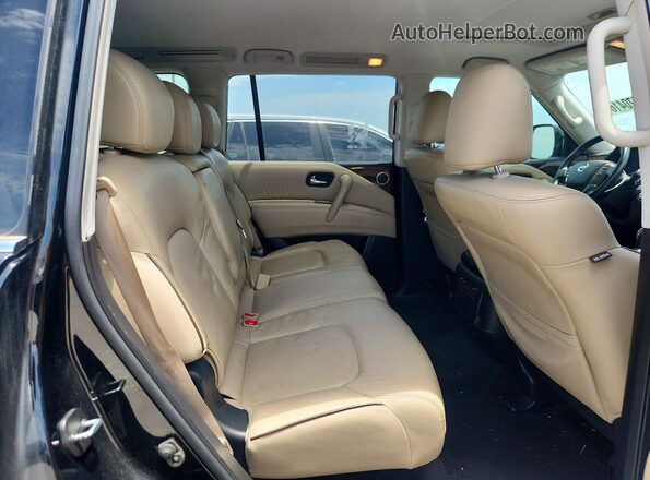 JN8AY2ND7J9057494 2018 NISSAN ARMADA Black Widok komory silnika