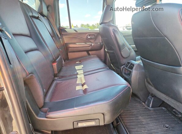 5FPYK3F80JB000473 2018 HONDA RIDGELINE Черный Вид задней части салона