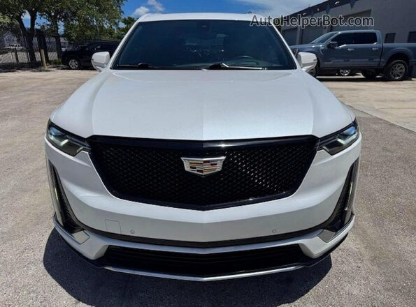 1GYKPCRS4MZ181724 2021 CADILLAC XT6 White Հետևի տեսք