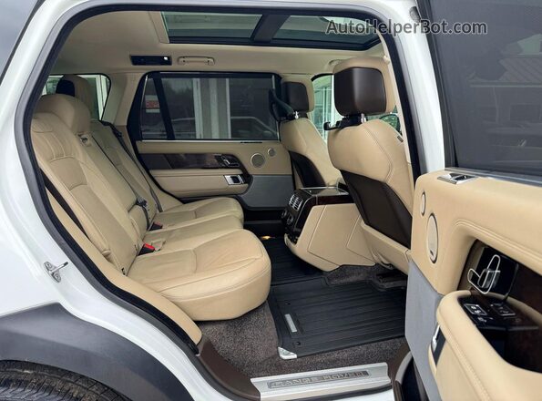 SALGS5RE3JA380542 2018 LAND ROVER RANGE White Widok wnętrza z przodu