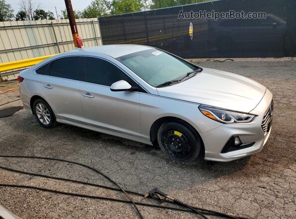 5NPE24AAXJH705455 2018 HYUNDAI SONATA Silver Դիմացի տեսք