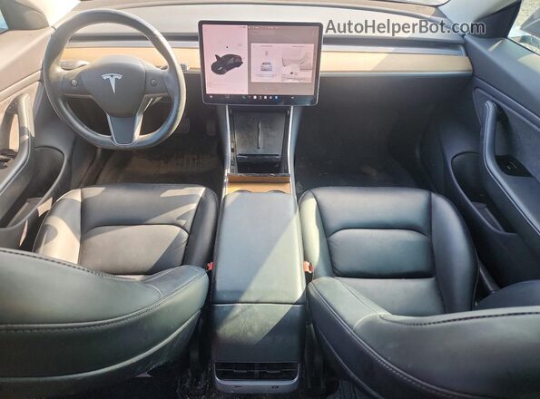 5YJ3E1EA5KF325138 2019 TESLA MODEL 3 Черный Вид щитка приборов