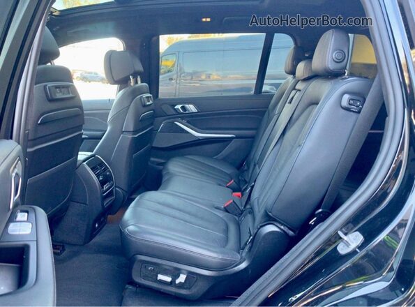 5UXCX6C02N9K13685 2022 BMW X7 Черный Вид сзади