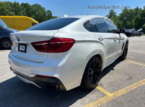5UXKU6C59J0W38979 2018 BMW X6 White Front right