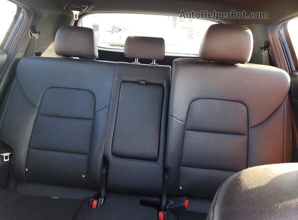 KNDP6CACXL7637545 2020 KIA SPORTAGE Black Սալոնի հետևի տեսք